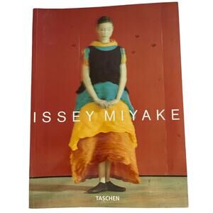 Issey Miyake by Mark Holborn 1995 Trade Paperback Taschen 1st. Edition